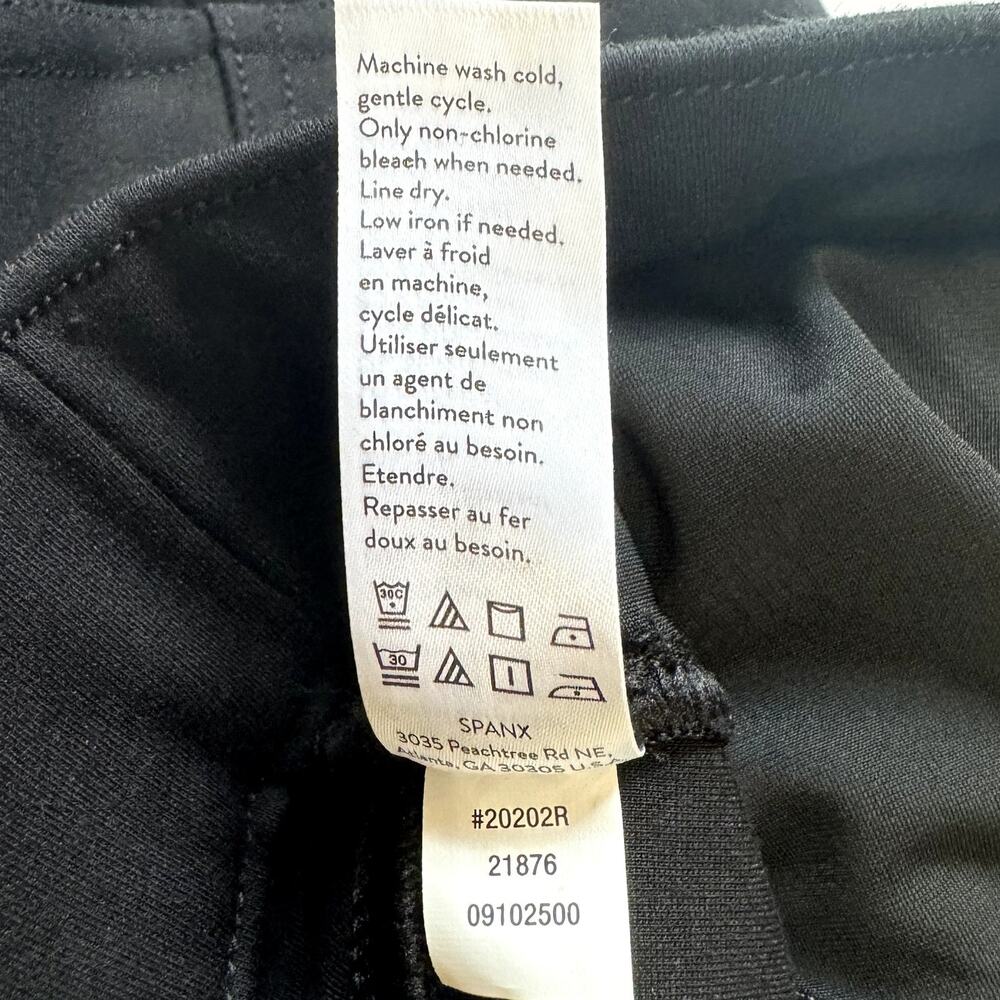 Women's Spanx Black The Perfect Pant Slim Straight Pull On Back Pockets sz Large - Picture 9 of 11
